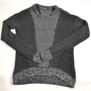 Lululemon Black & White Sweater